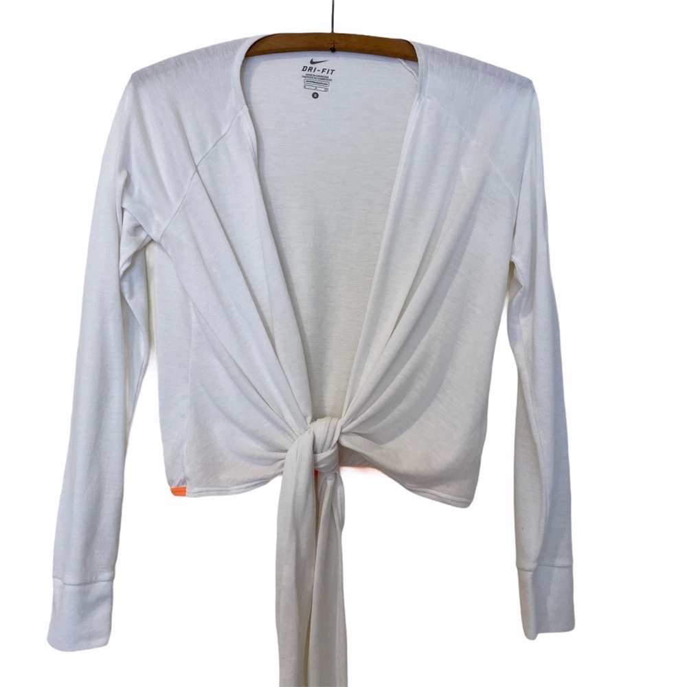 Nike long sleeve tie drifit top